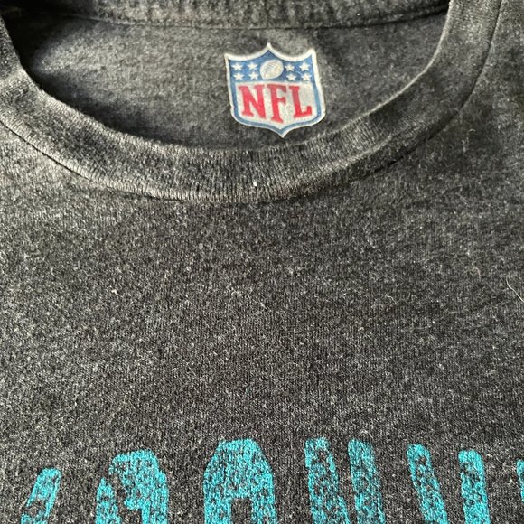 NFL Jacksonville Jaguars Football T-shirt - Picture 4 of 6
